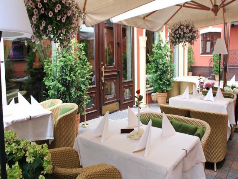 Optima Collection Podil Plaza Hotel Kiev Ngoại thất bức ảnh