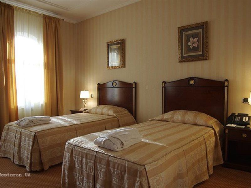 Optima Collection Podil Plaza Hotel Kiev Ngoại thất bức ảnh