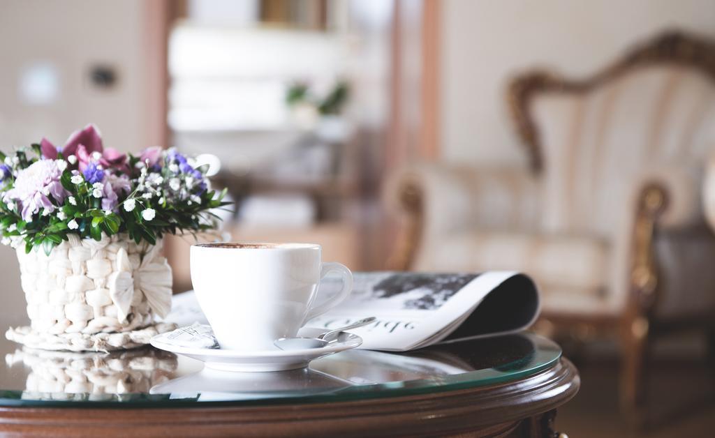 Optima Collection Podil Plaza Hotel Kiev Ngoại thất bức ảnh