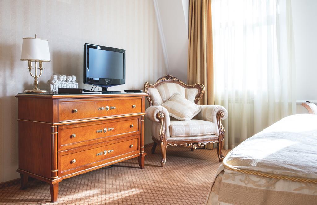 Optima Collection Podil Plaza Hotel Kiev Ngoại thất bức ảnh